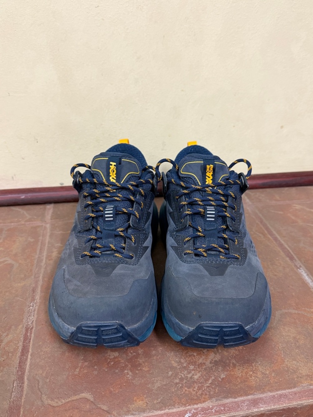 Hoka Kaha Low GTX Hiking Shoes - Picture 2 of 9